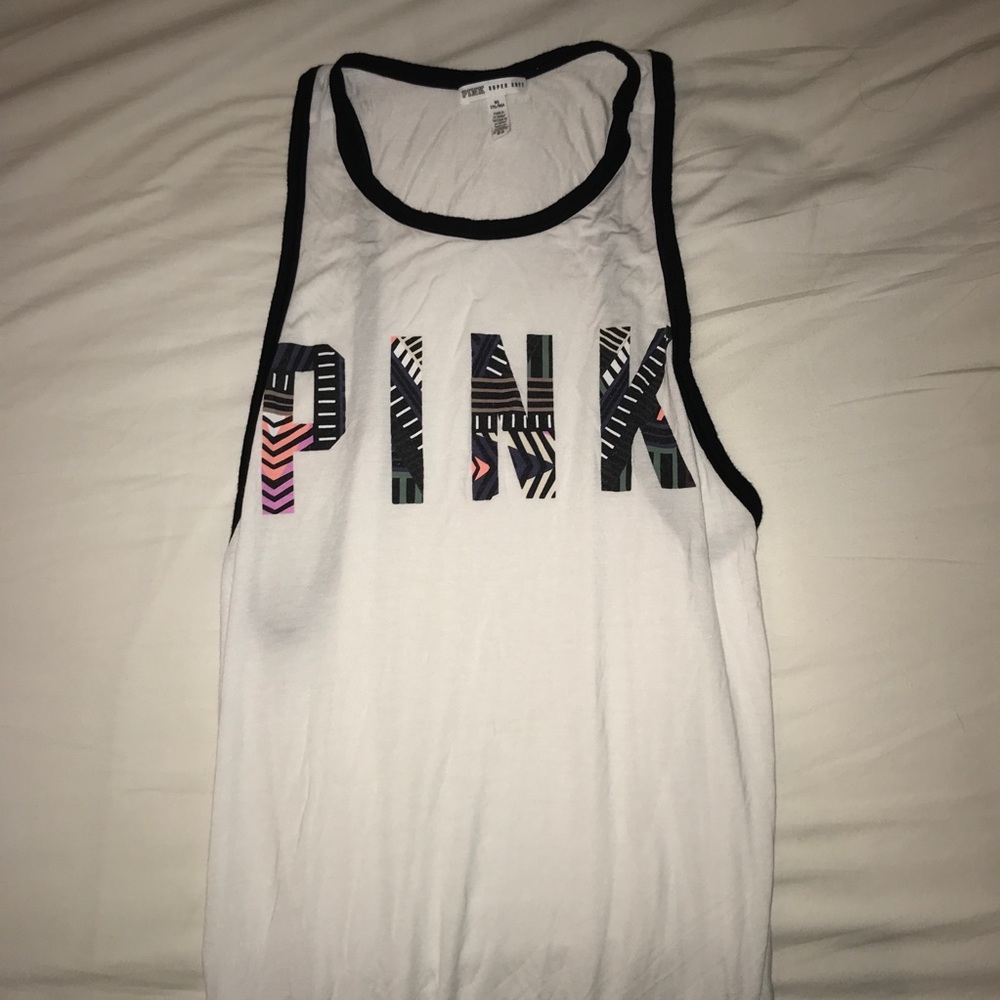VS PINK LOGO TANK NEVER WORN